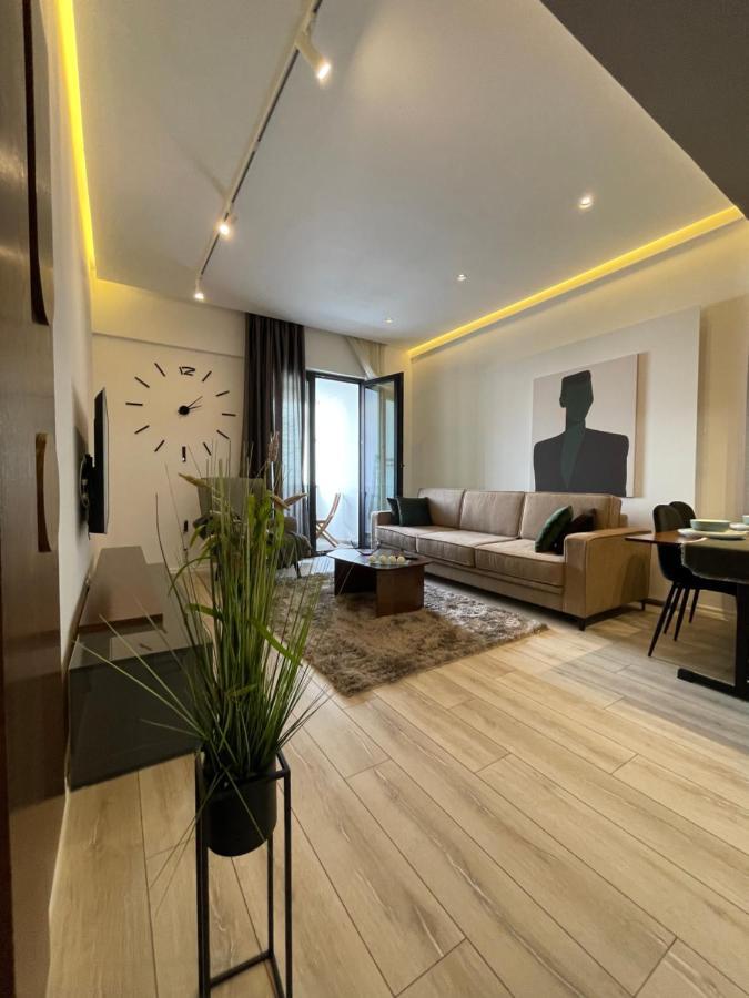 Homerent 21 Square Apartment Tirana