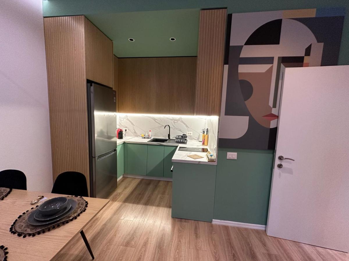 Homerent 21 Square Apartment Tirana