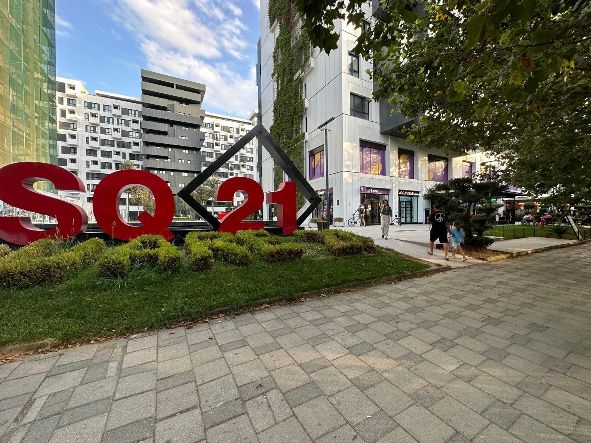 Homerent 21 Square Apartment Tirana