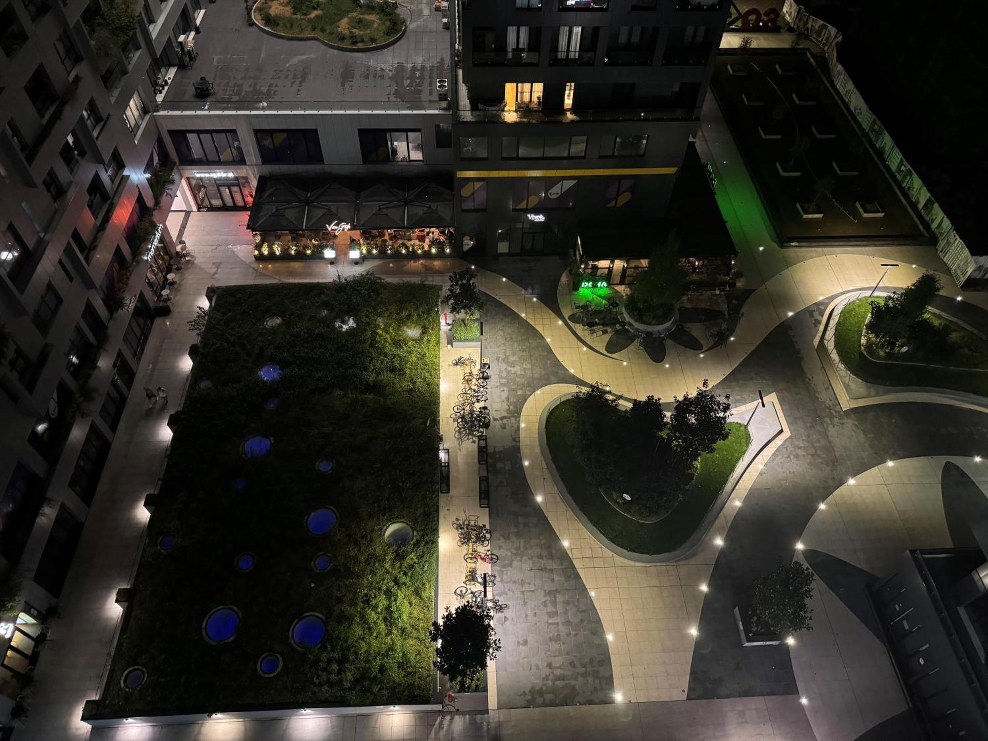 Homerent 21 Square